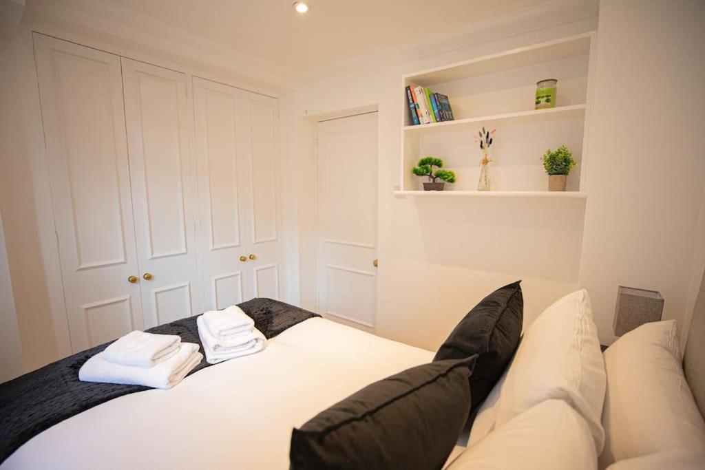 Perfect Location 4Bed 2 Bath Spacious Apartment 런던 외부 사진